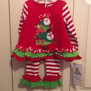 New with tags on Two piece Christmas 18 months